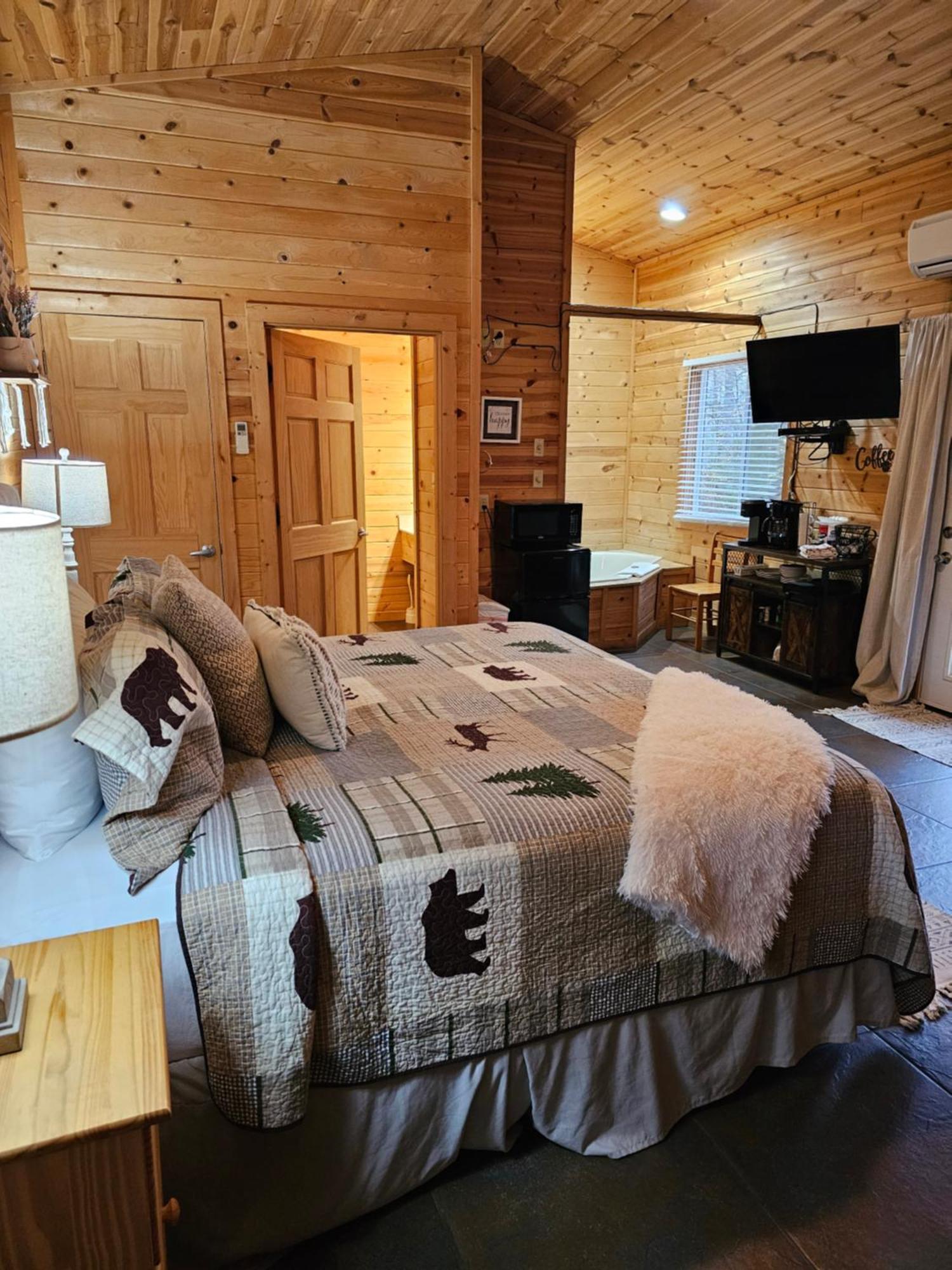 5 Min To Beaver Lake-King Bed-Fire Pit-Jetted Tub #5 Eureka Springs Extérieur photo